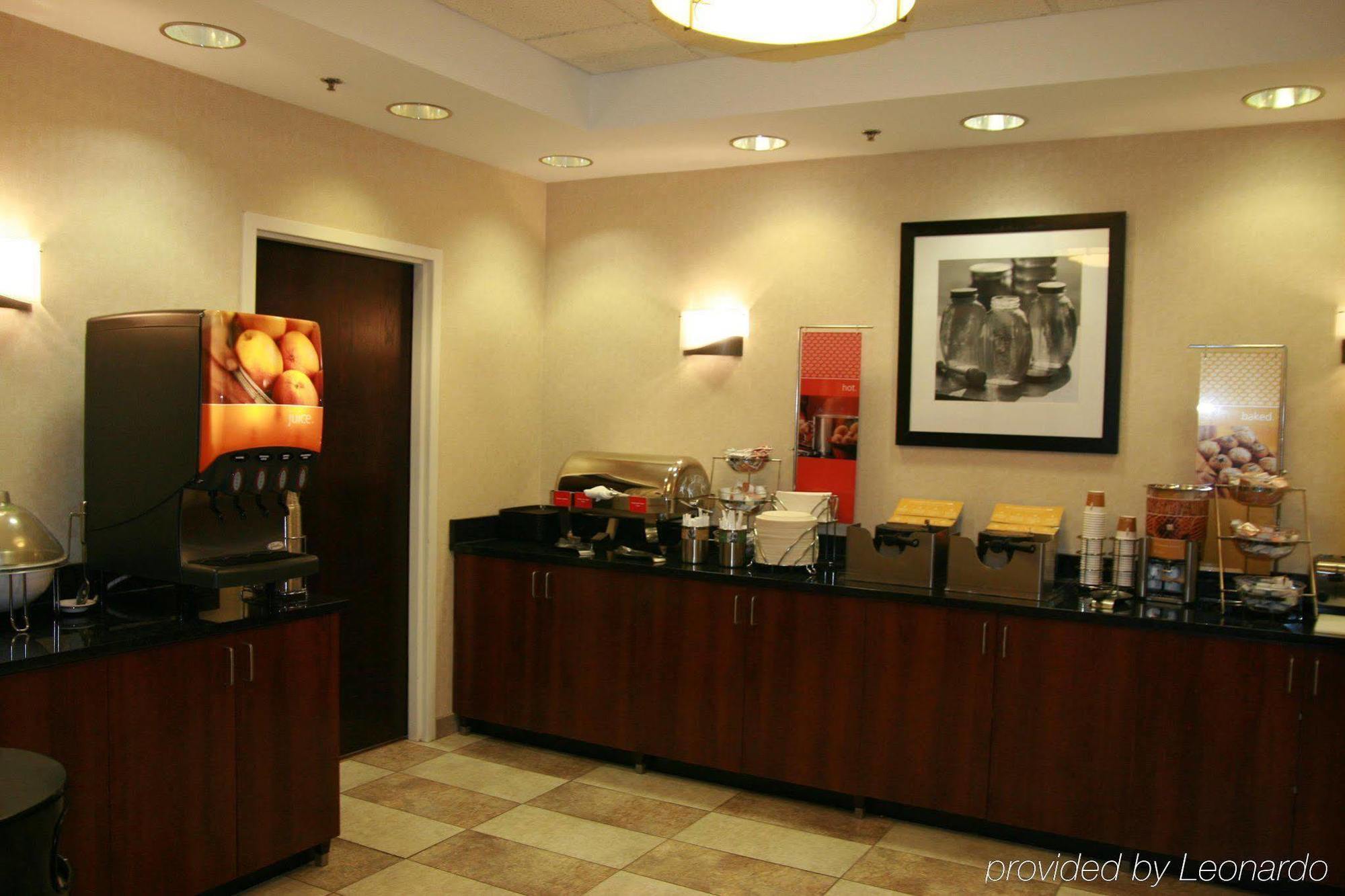 Hampton Inn Chicago Elgin/I-90 Restoran gambar