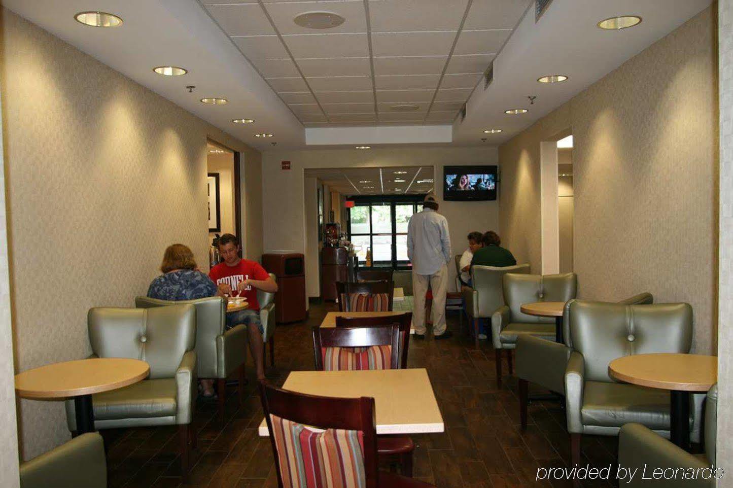 Hampton Inn Chicago Elgin/I-90 Restoran gambar